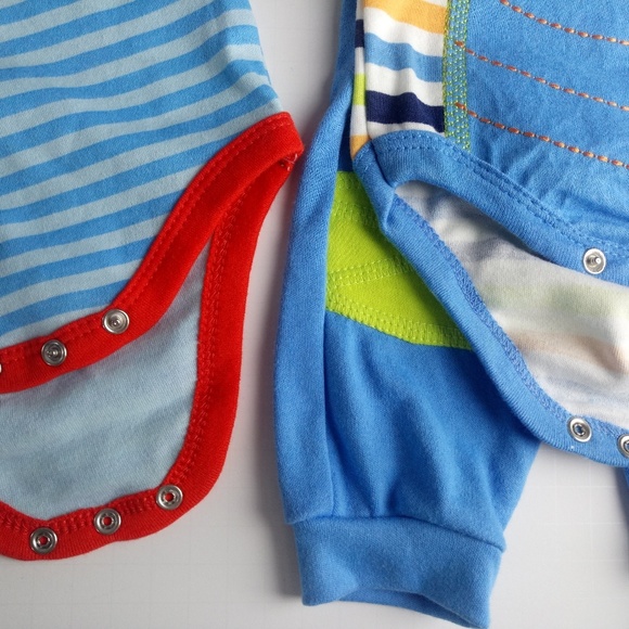 Two Kidgets Onesies Size 0-3 M - Picture 5 of 8